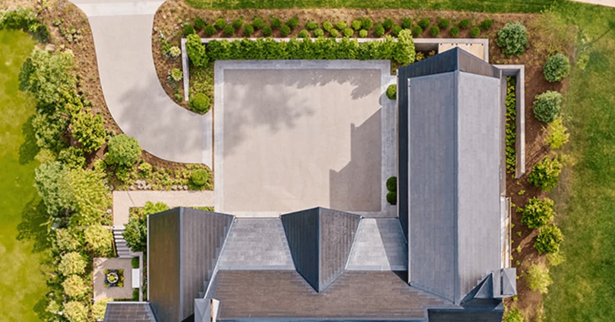 Luxury entryway design