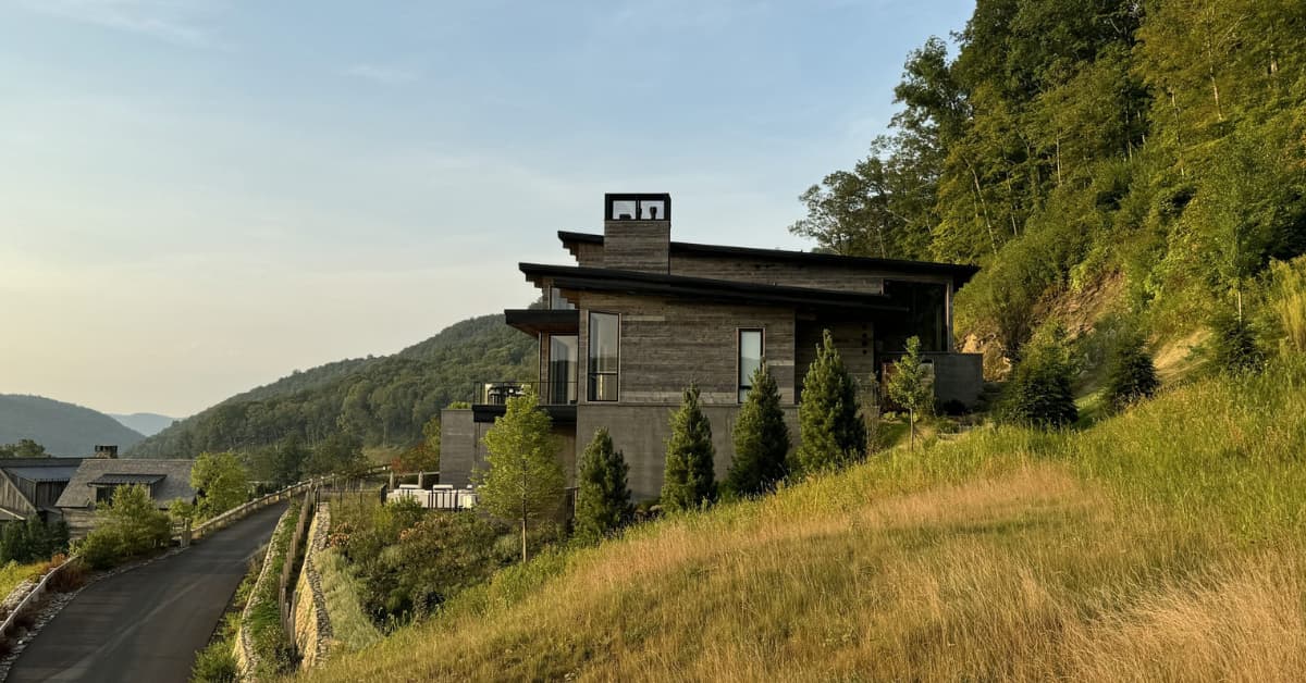 Expert Idaho modern mountain home design